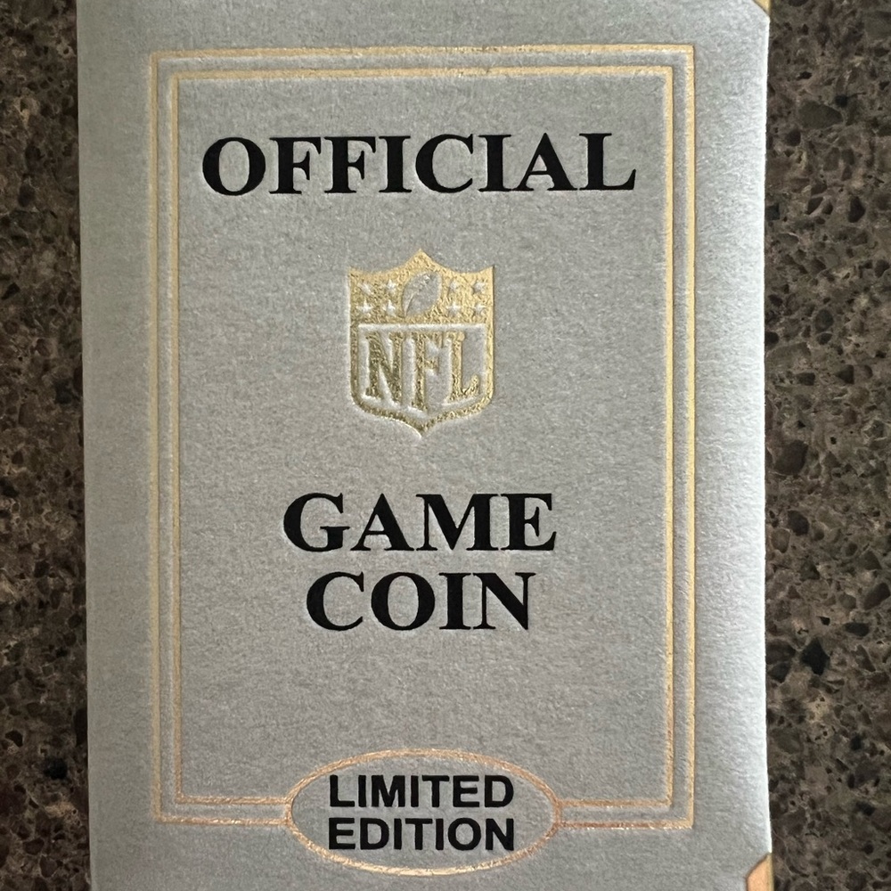 Super Bowl 53 NFL Limited Edition Silver and Gold Game Coin. Patriots v. Rams